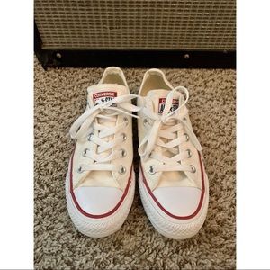 Low Top Chuck Taylor All Star